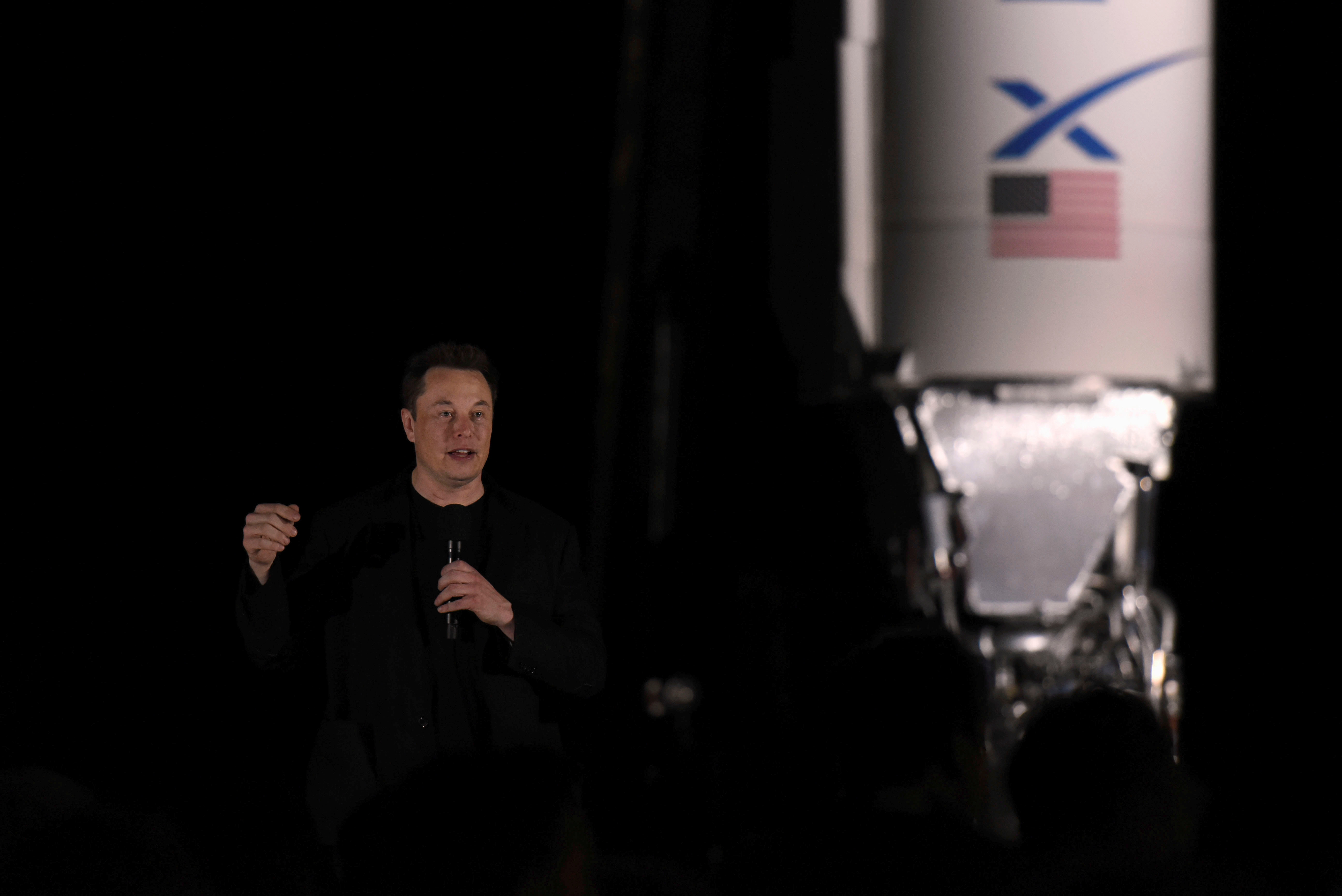SpaceX çš„åŸƒš†Â©¬æ–å…‹äoŽ 2019 å1 9 æœˆ 28 æ—åœç¾Žå›½å¾å…‹æ–åžåšå¡å‡å¡ä»‹ç»äo†å…¬å¸ç«æ˜Ÿç«ç®-æ˜Ÿ™…žˆ1çš„æœ€æ–æƒ…å†ã€‚REUTERS/Callaghan O'Hare